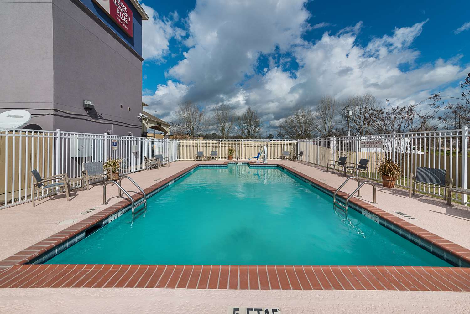 Best Western Plus Deridder Inn Suites 40/41