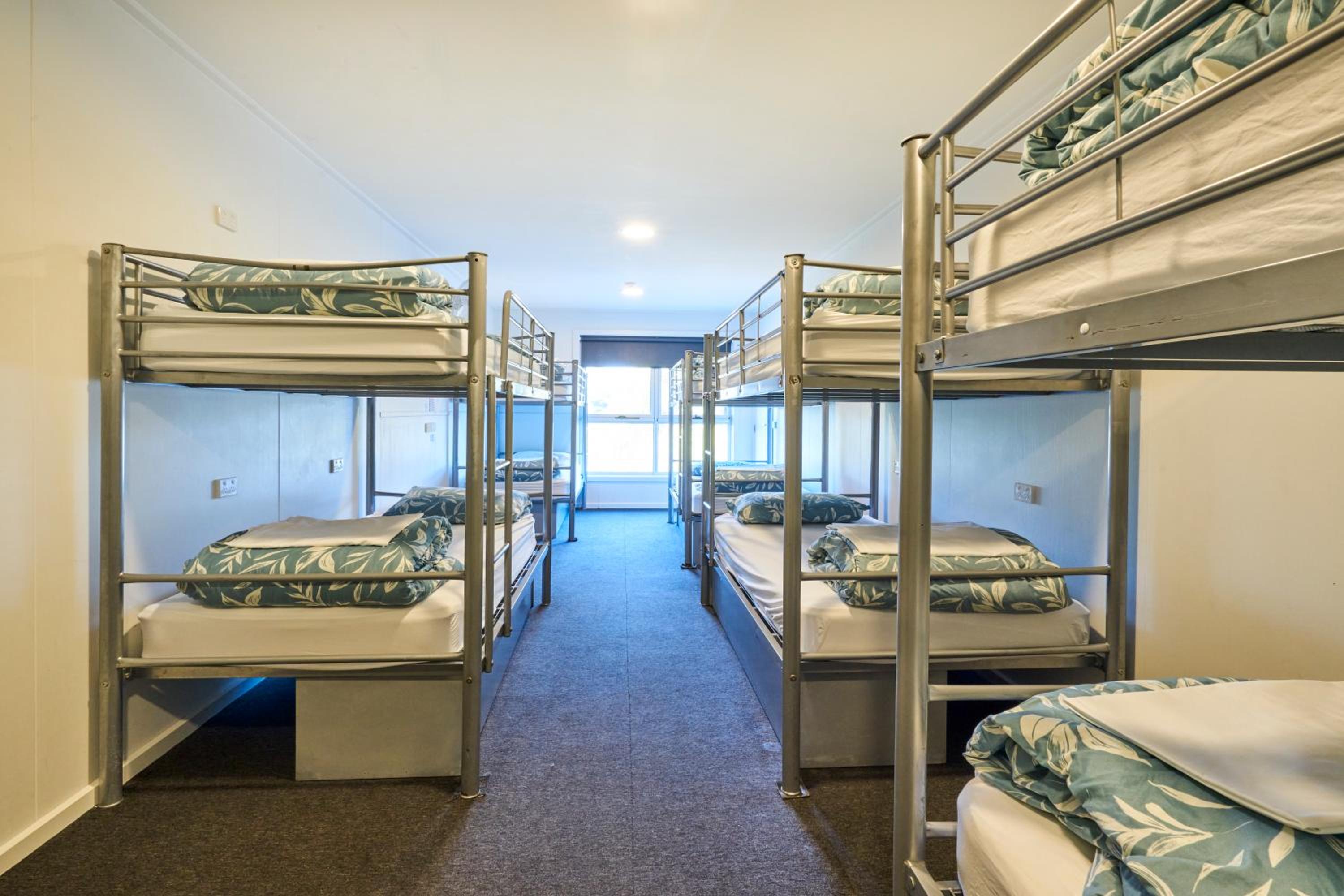 Mixed Dorm, 12 Beds