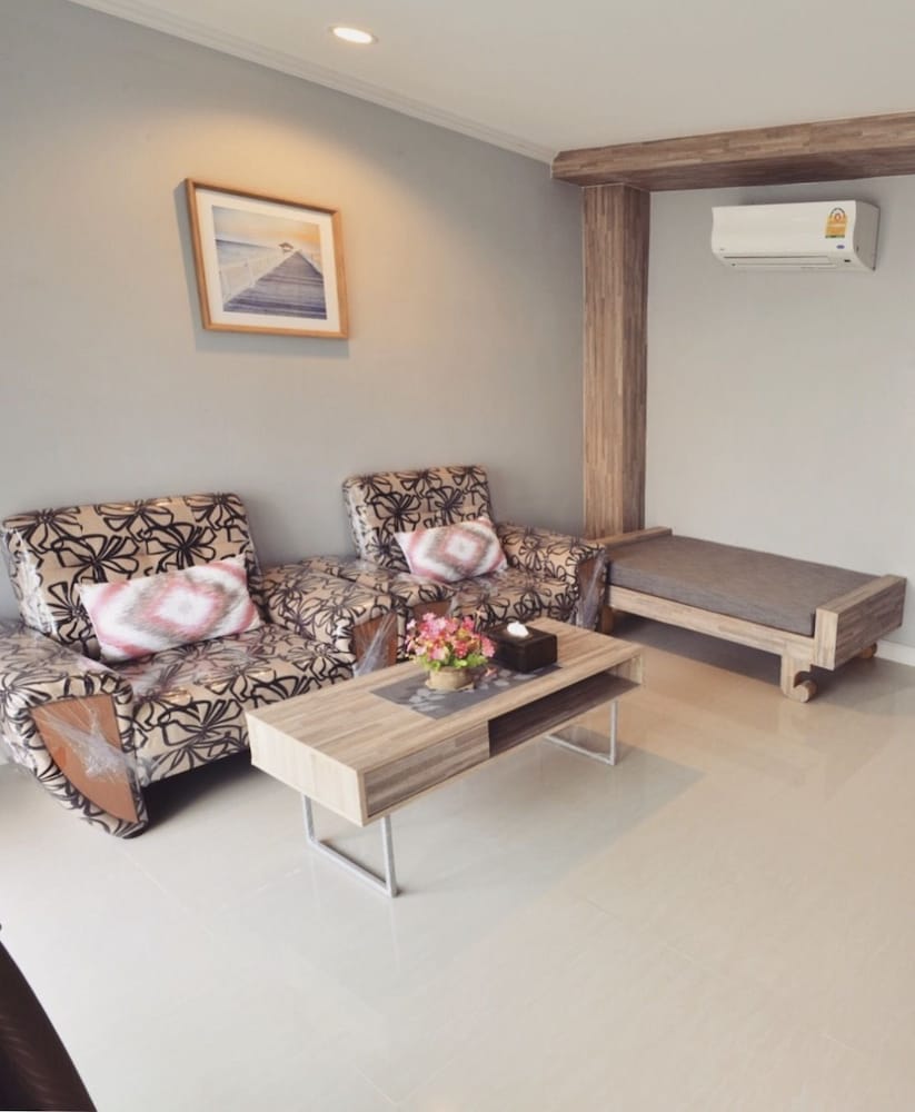 The Tamnan Pattaya Hotel And Resort 56/78