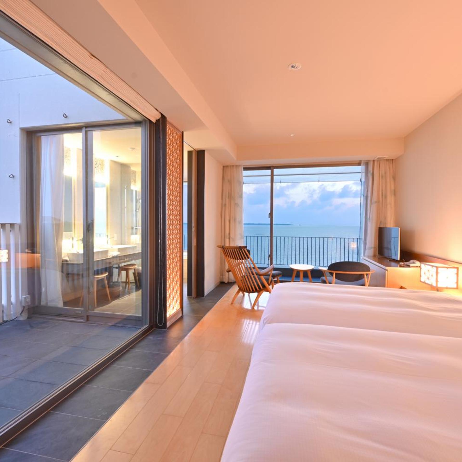 غرفة بريميوم بسريرين منفصلين بإطلالة على البحر في الملحق، Ishigaki Island Beach Hotel Sunshine 3/10