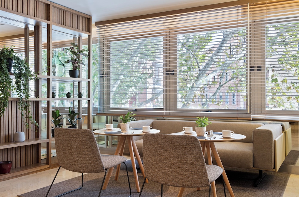 Melia Madrid Princesa Hotel 53/66