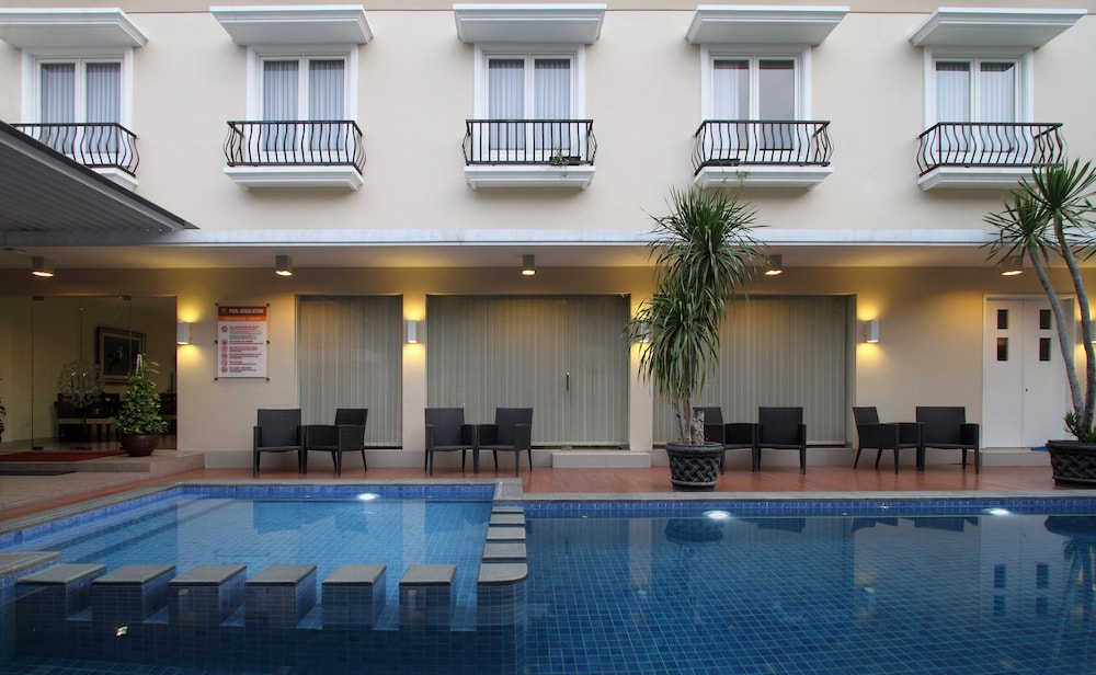Emersia Malioboro Hotel 3/42