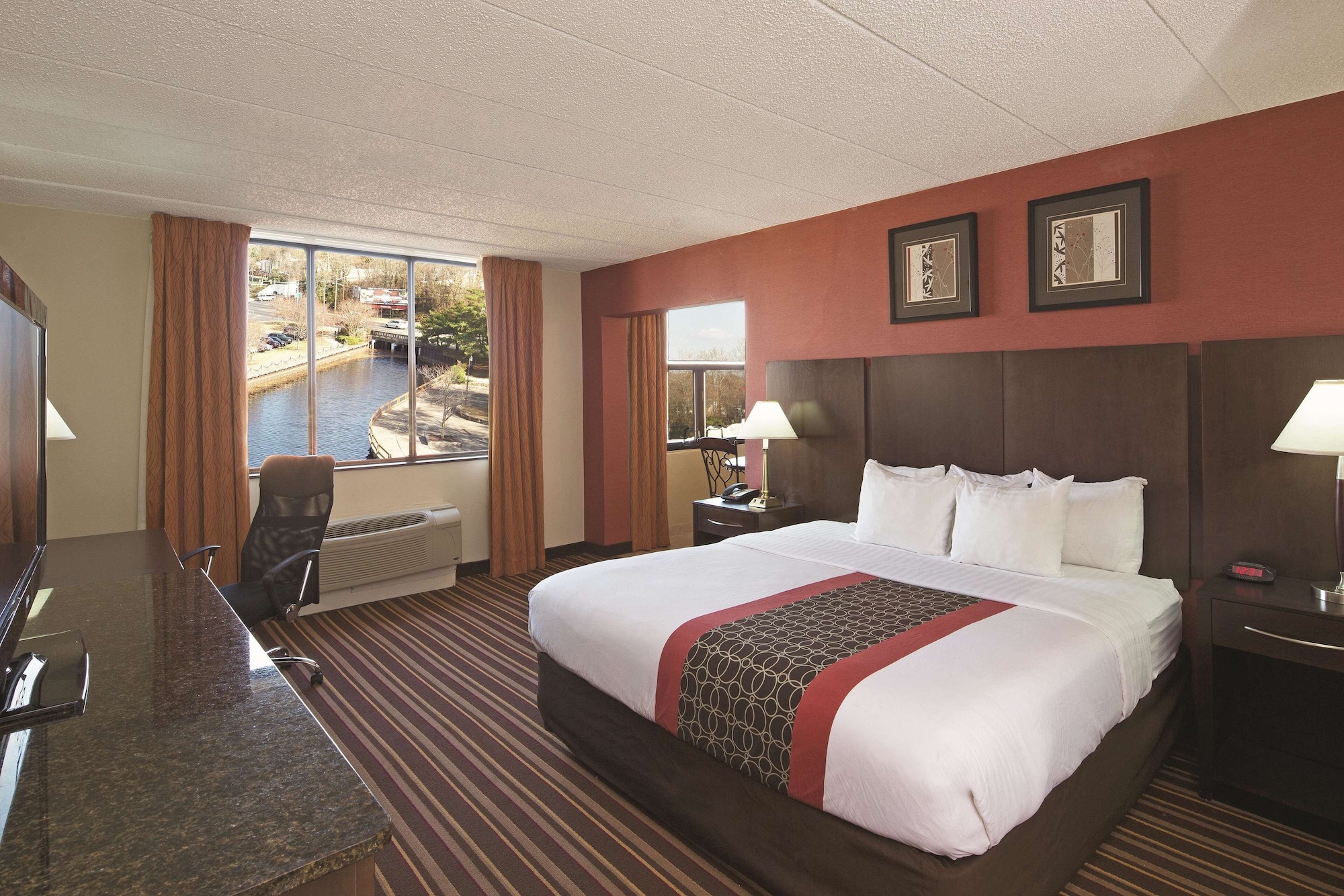 Room, King Bed, Accessible