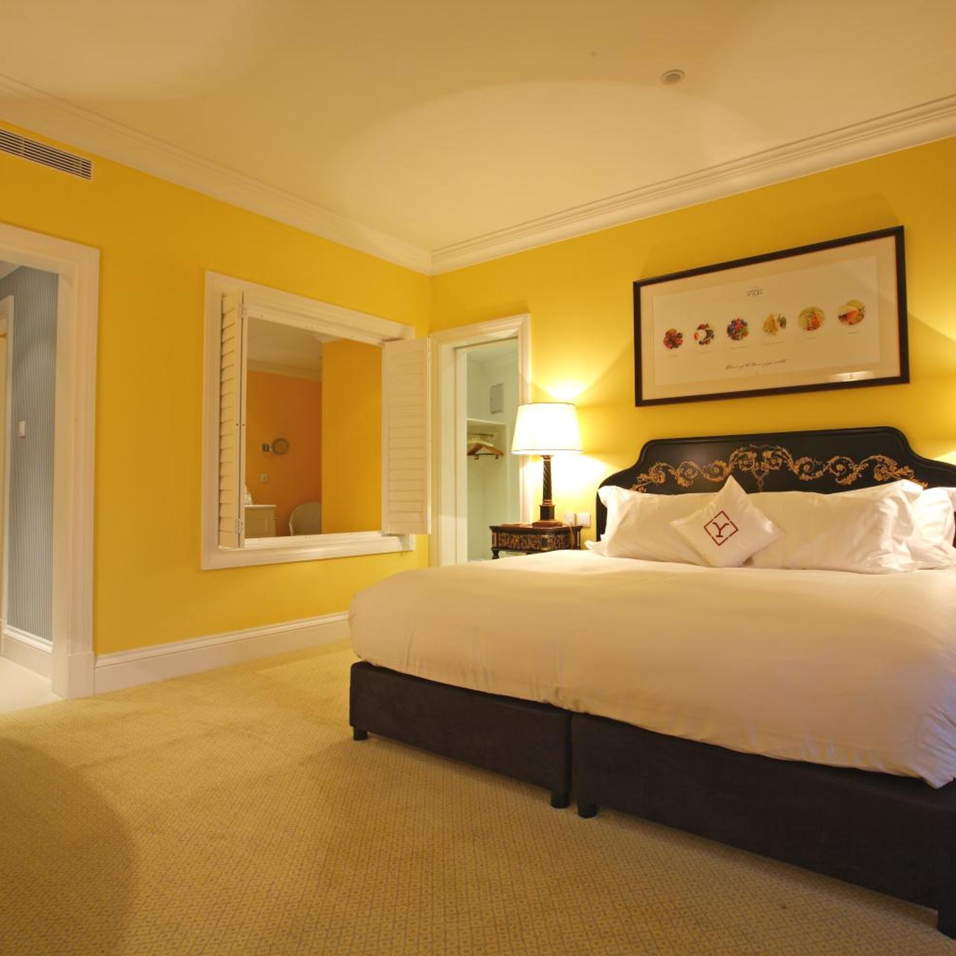 Master, Garden, Suite
