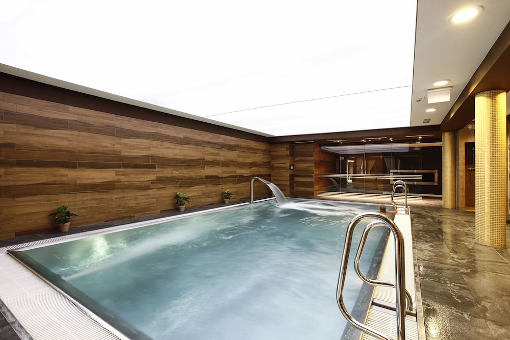 AUBRECHT COUNTRY RESORT AND SPA 24/50