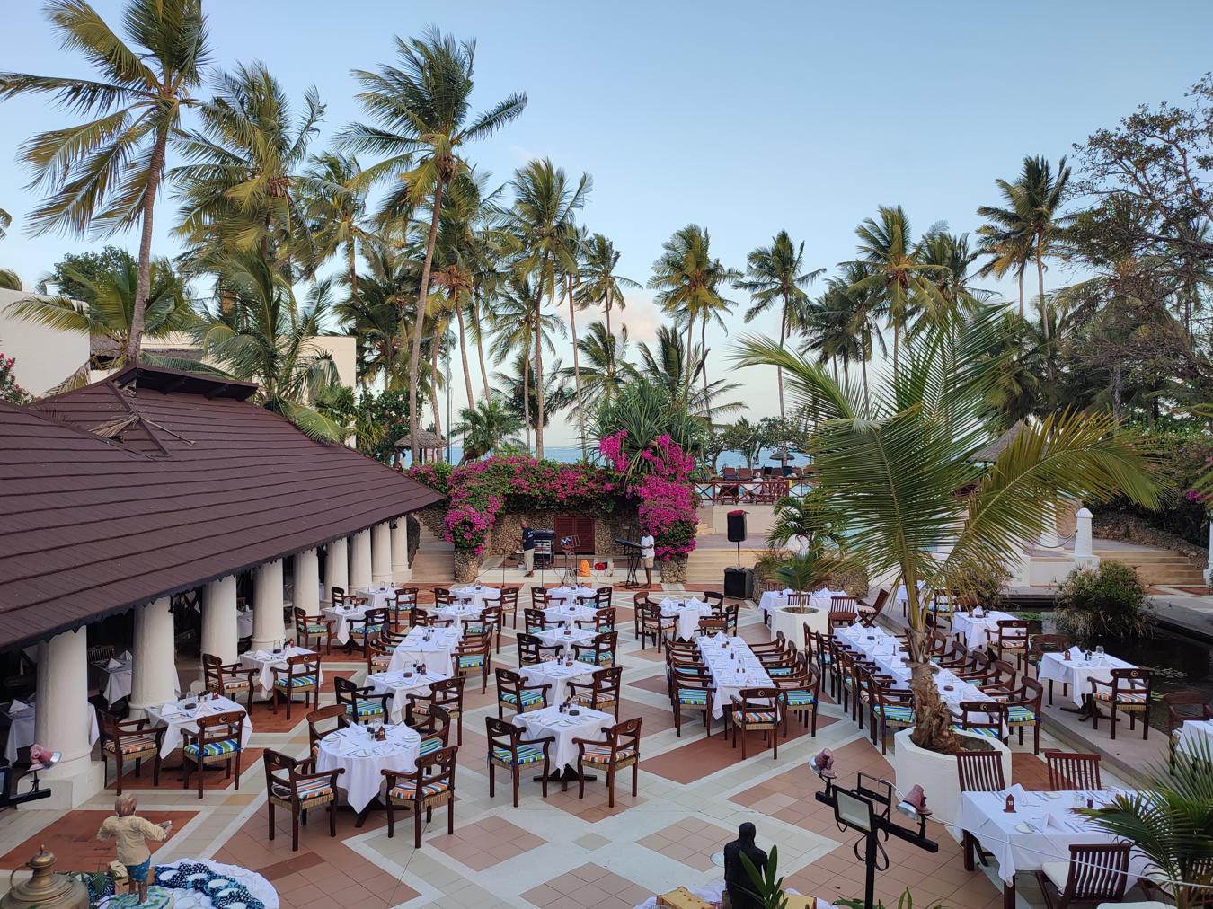 Serena Beach Hotel and Spa 24/41