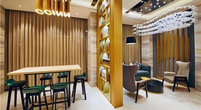 City Comfort Inn Nanning Nanhu Bridge Metro Station 57/64