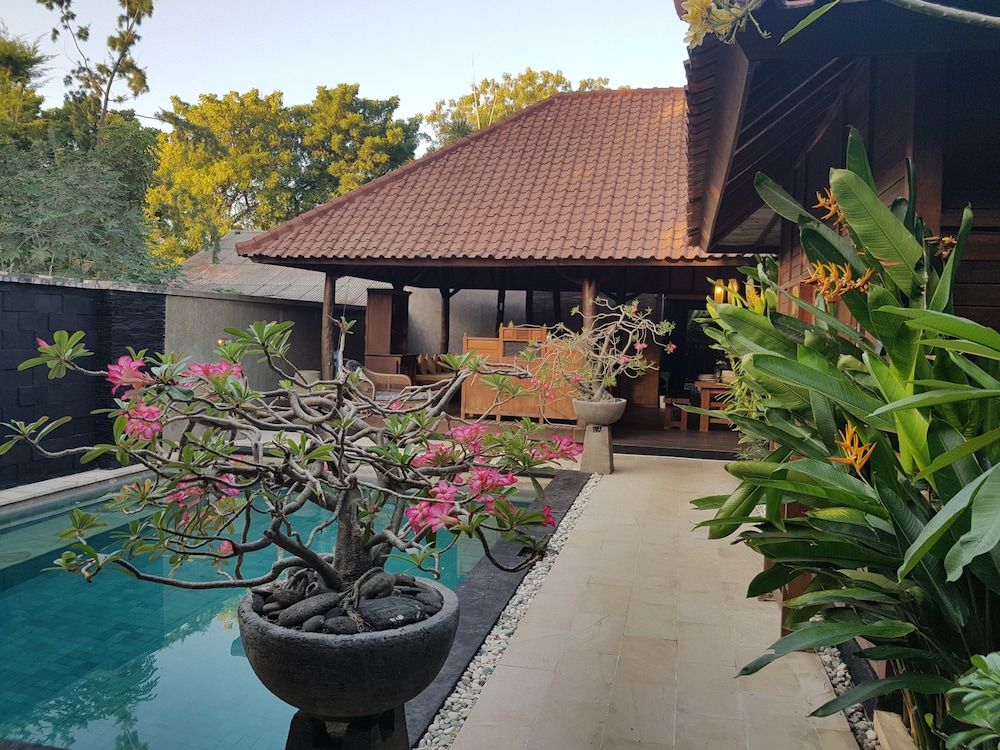 Gili Exotic Villas 42/43
