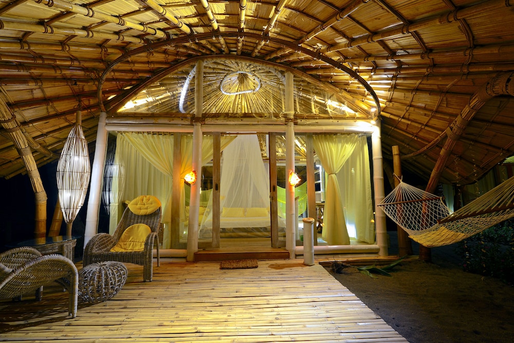 Coconut Garden Beach Resort 23/47