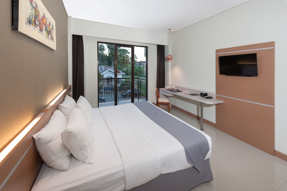 Nava Hotel Tawangmangu 33/73