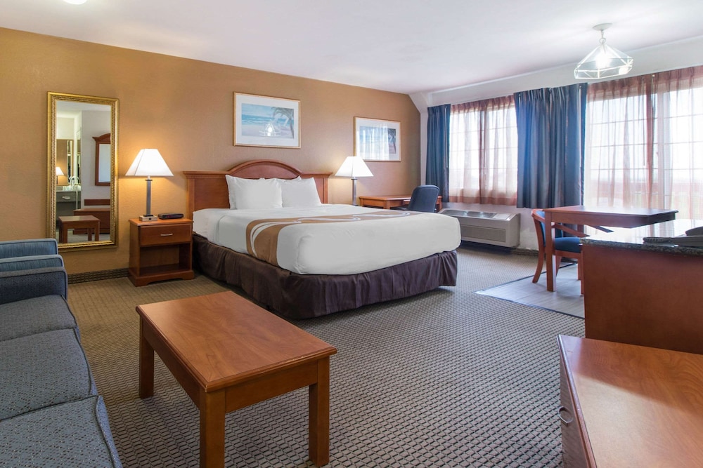 Quality Inn & Suites Crescent City Redwood Coast 15/52