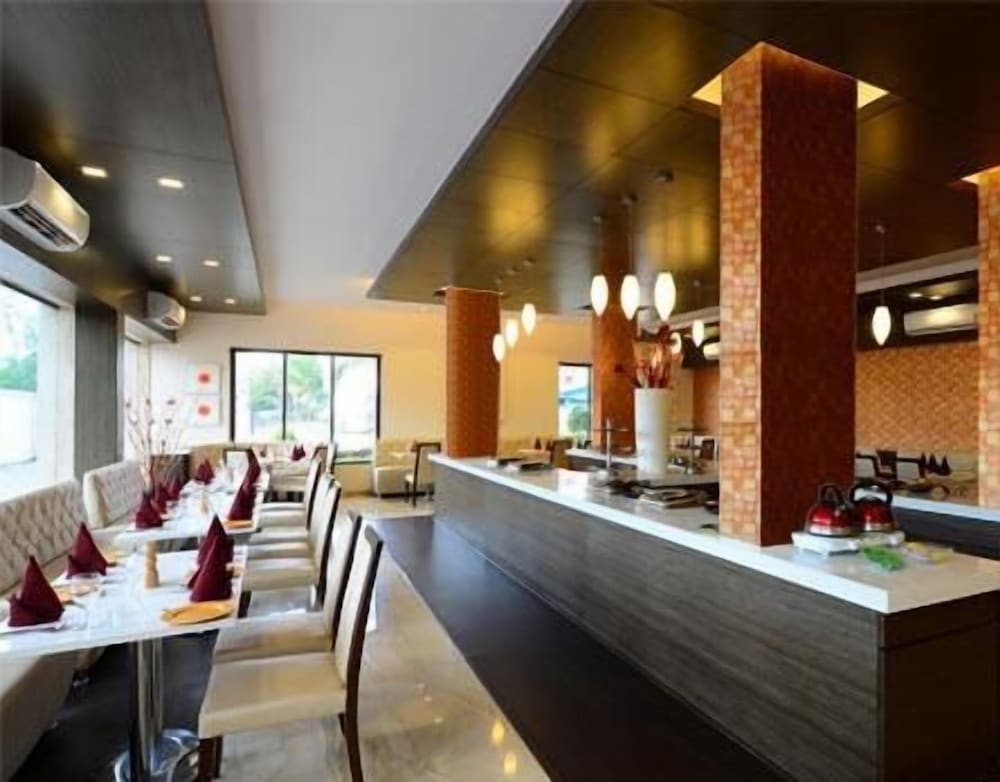 Matrix Inn Shirdi 38/46