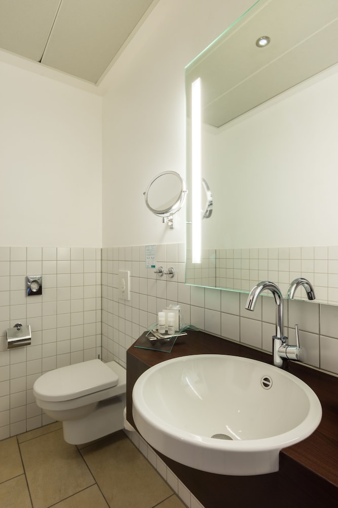 Hotel Esplanade Dortmund 67/68
