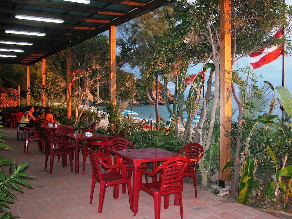 Hotel Village Eden 53/71