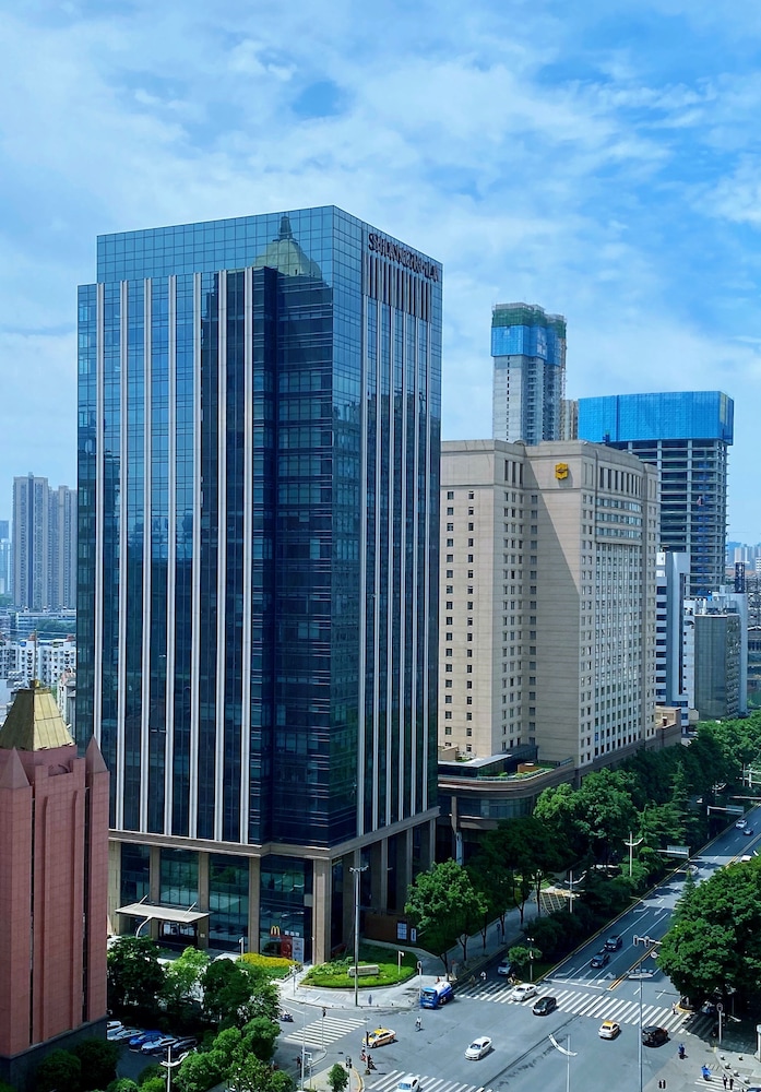 Shangri-La Wuhan 1/70