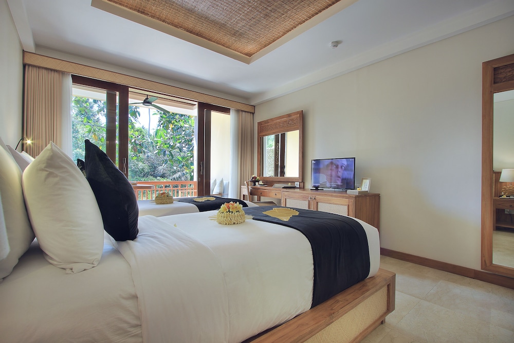 The Sankara Suites & Villas 16/73