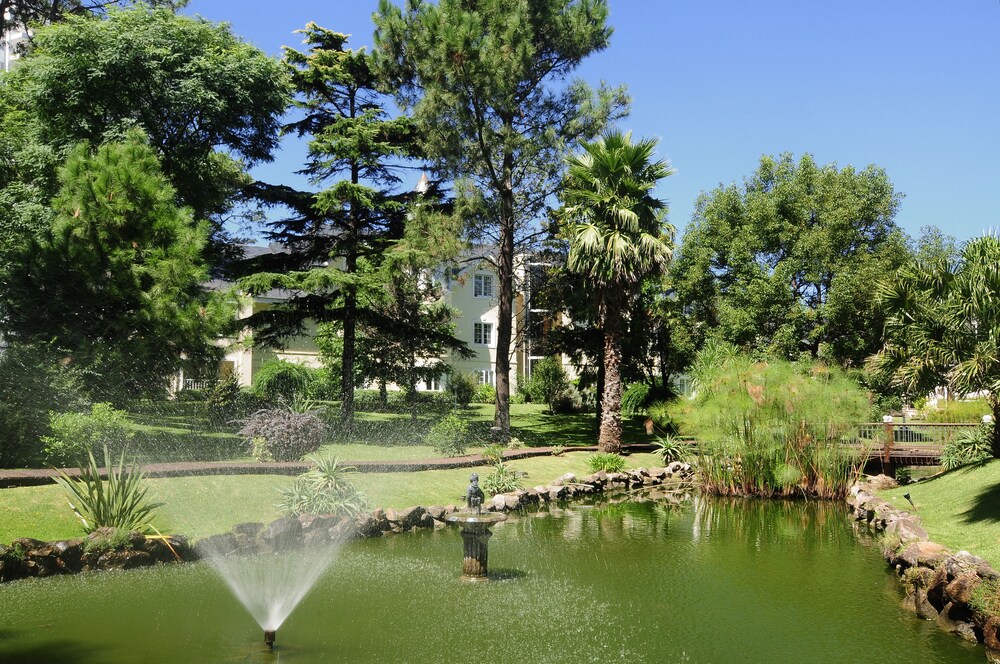 Parque Hotel Jean Clevers 72/78