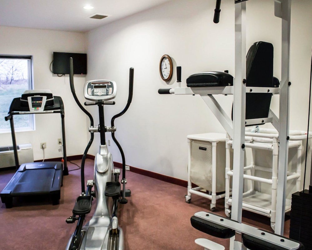 Quality Inn & Suites Chambersburg Northeast 24/47