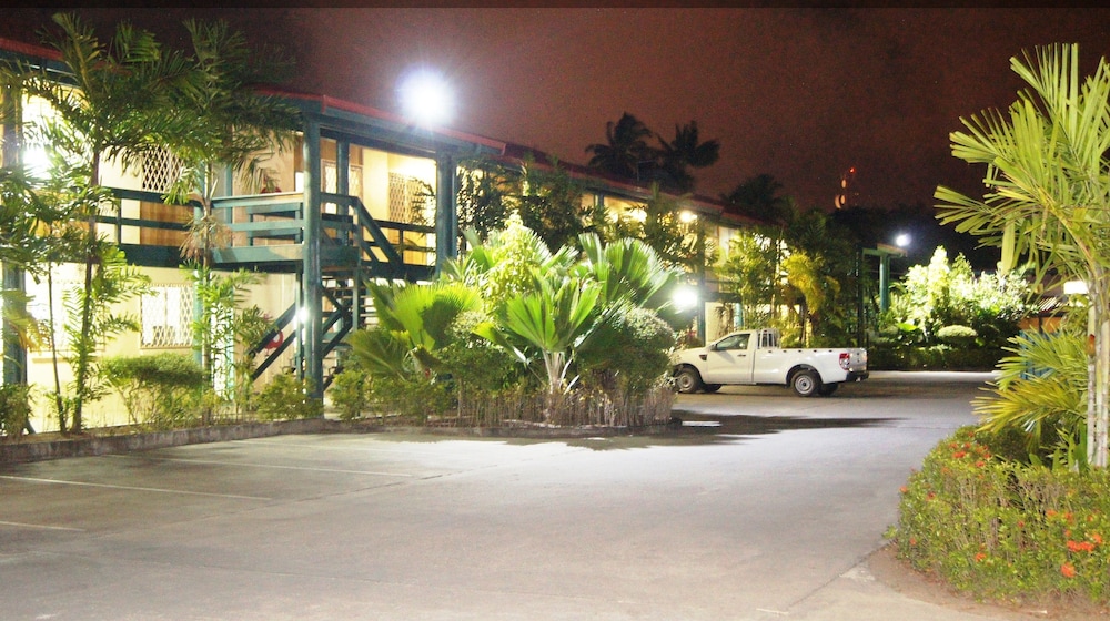 Madang Star International Hotel 4/60