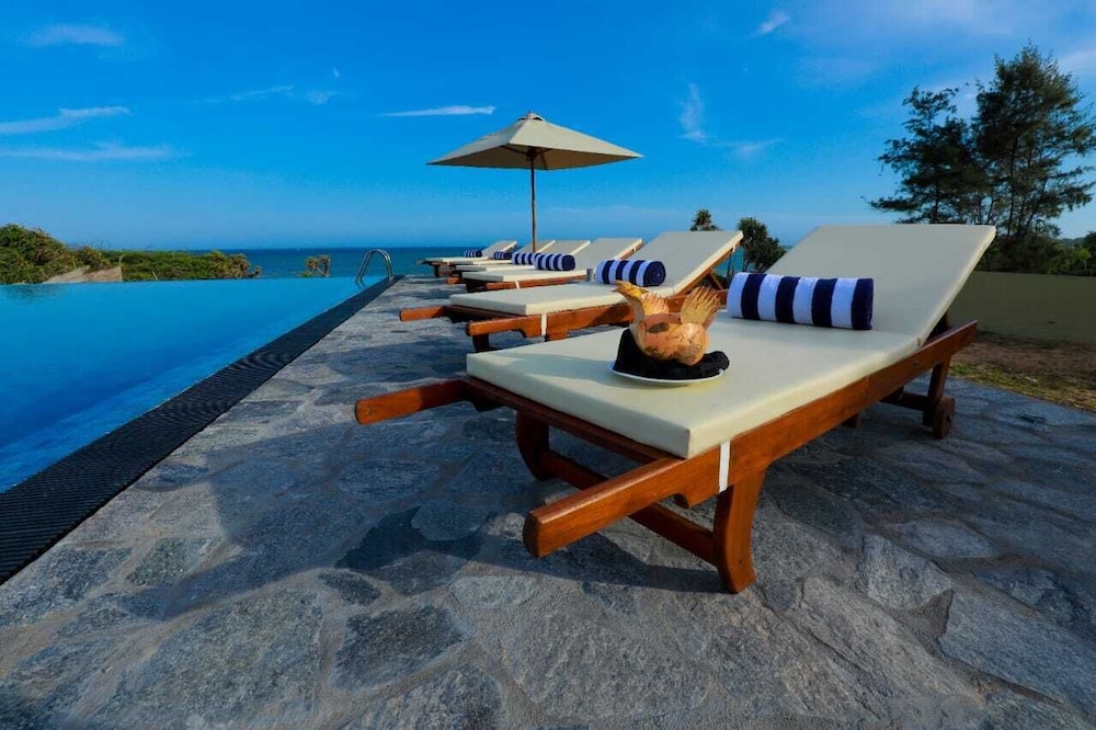 Thaulle Resort 40/50