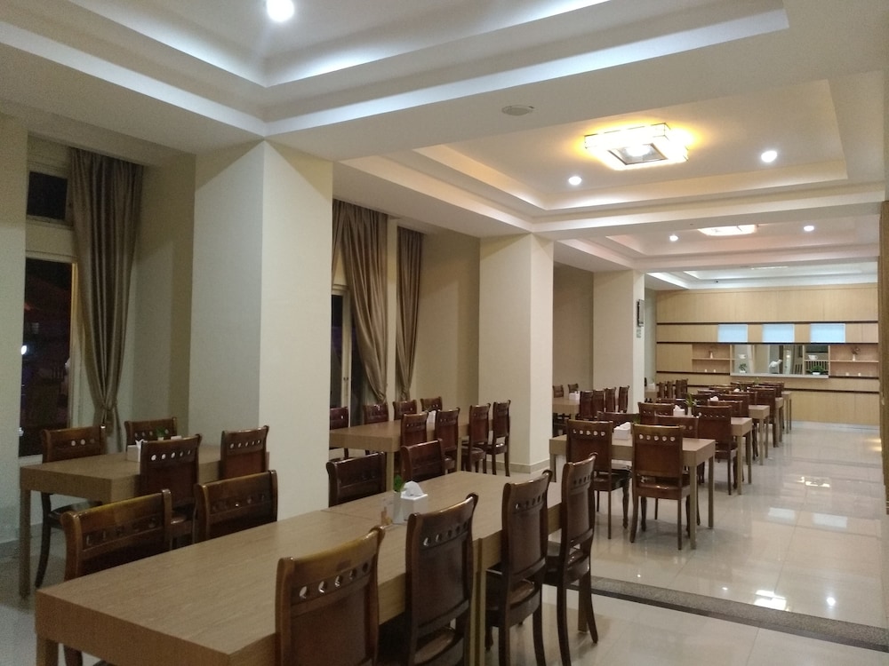 Hotel Rangkayo Basa Padang Panjang 23/36