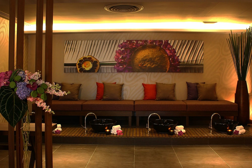 Mandarin Hotel Managed By Centre Point 11/71