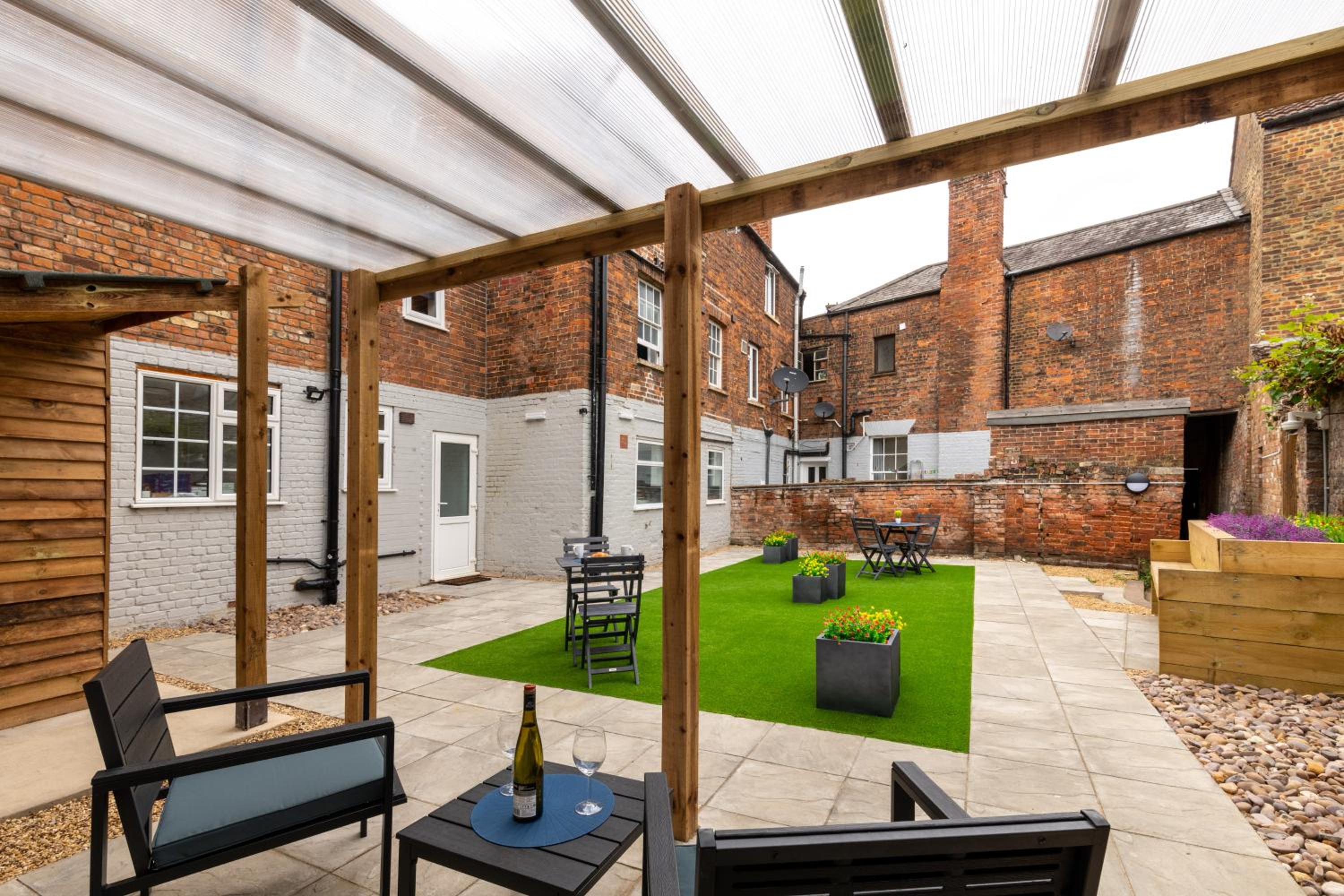 BrickSage Rooms, Kings Lynn South Gate 13/25