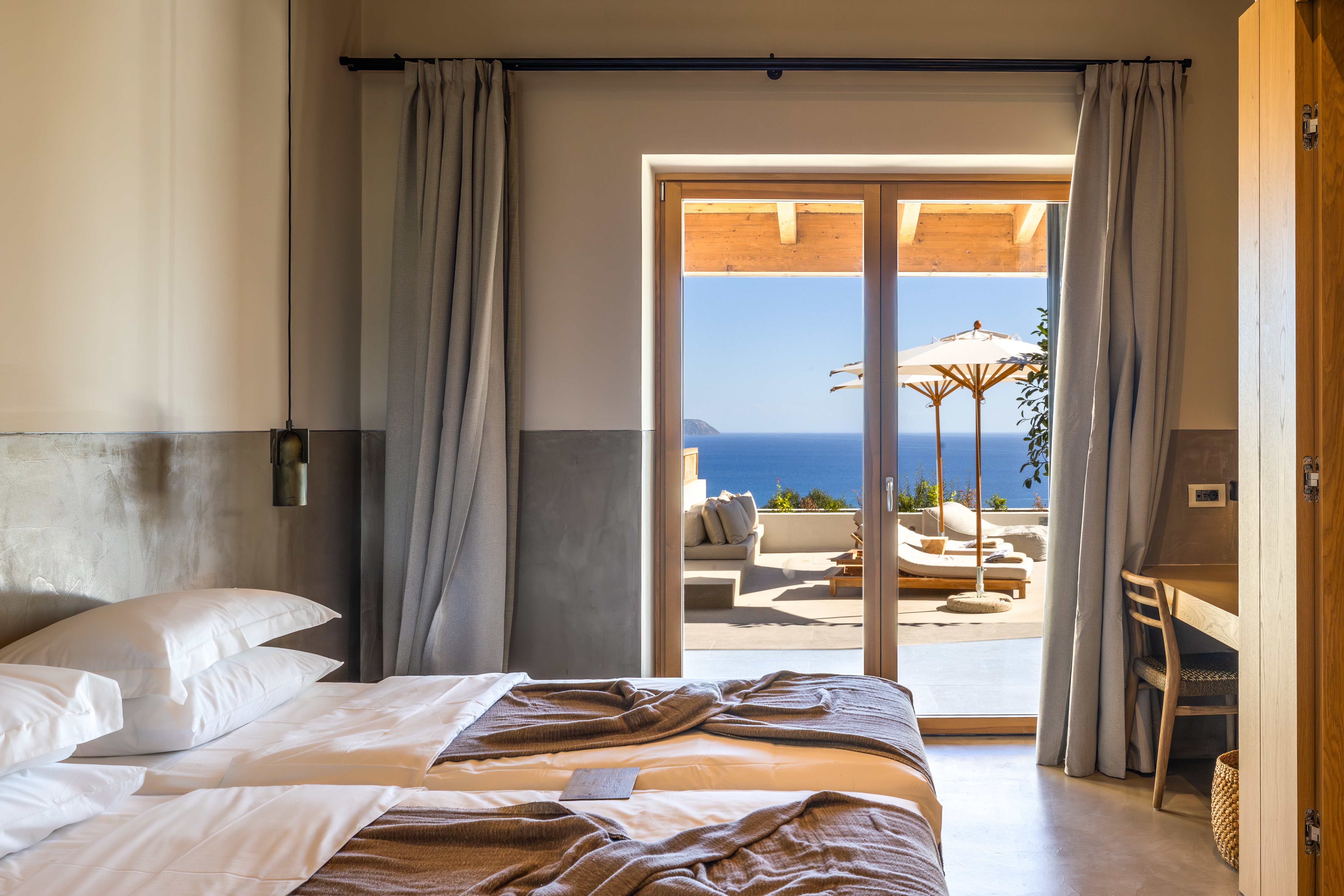 Eliamos Villas Hotel and Spa - Relais & Chateaux 13/52