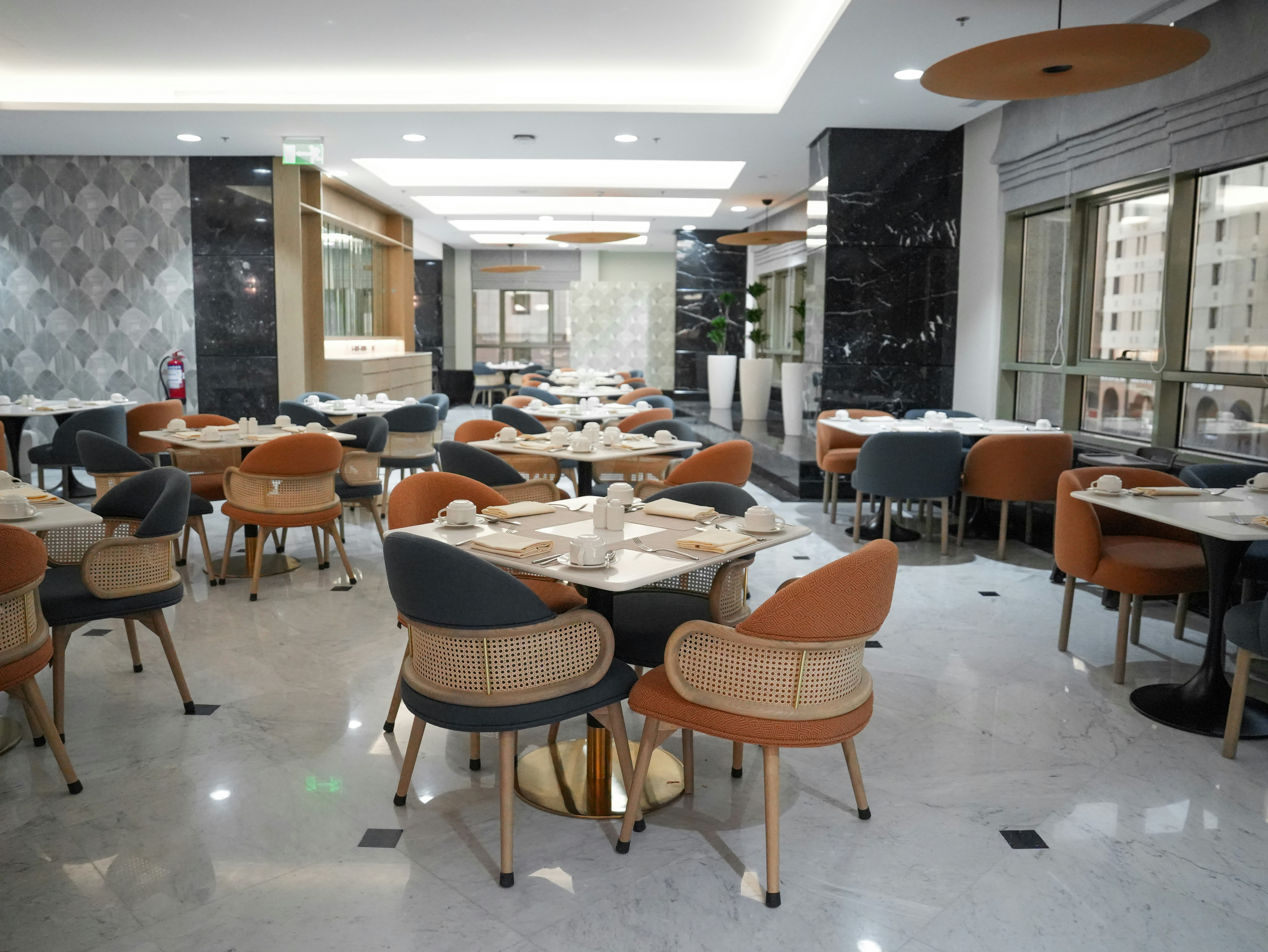 المناخة روتانا المدينة(Al Manakha Rotana Madinah) 24/26