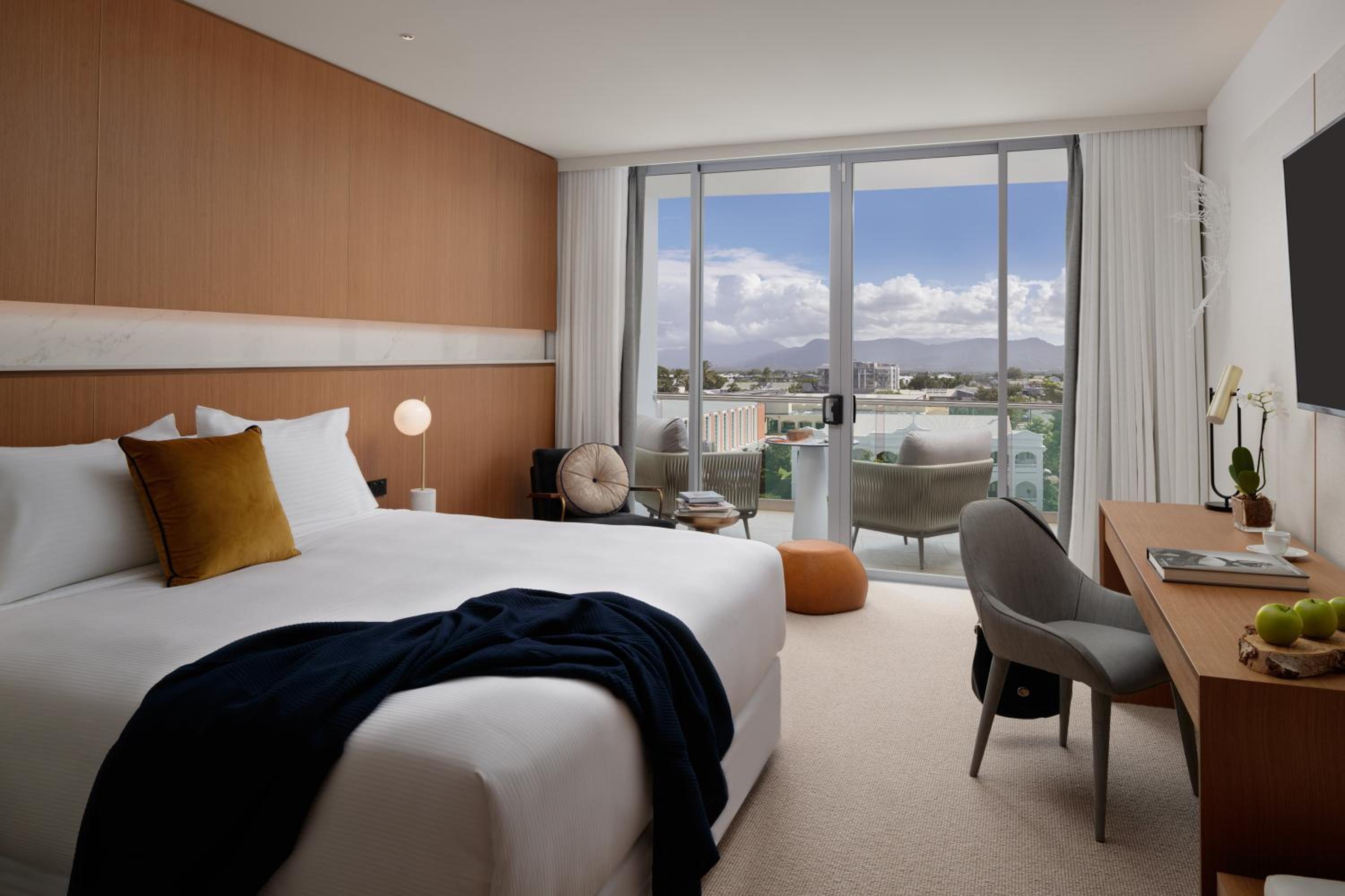 Urban, King Bed, City View