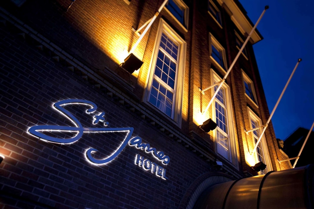 セント ジェームス ホテル(St James Hotel Best Western Premier Collection) 写真1