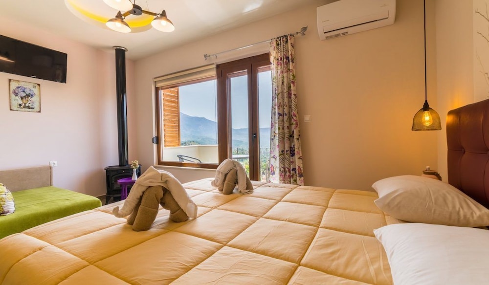 Aravanes Mountain Resort And Eco Cuisine 56/75