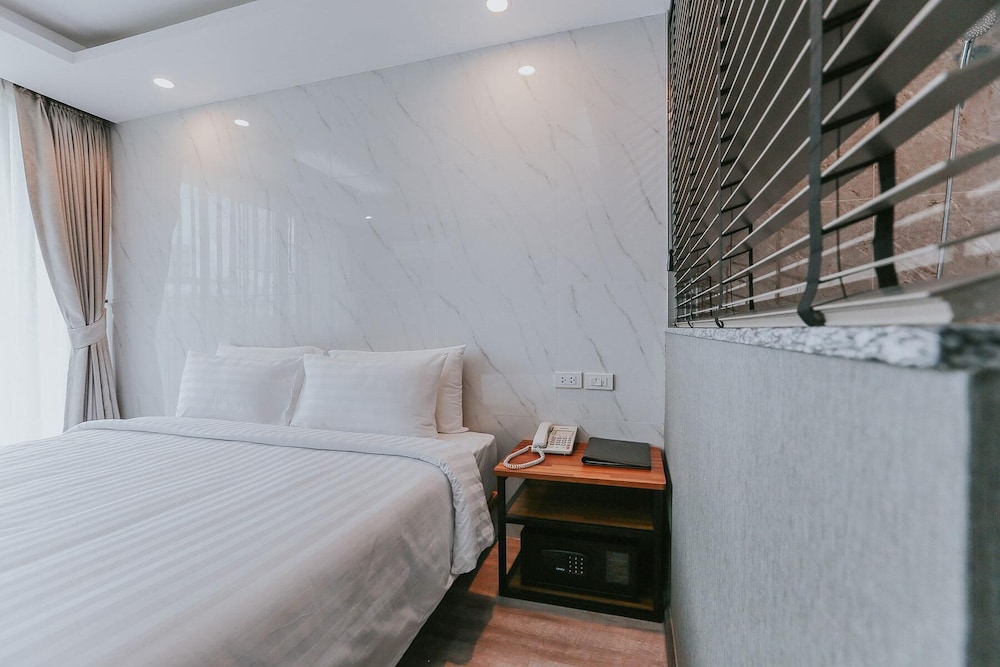 Bangkok City Link Hotel 11/40