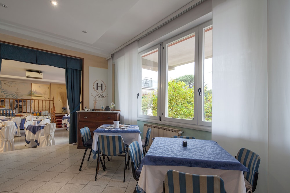 Hotel Nella 28/44