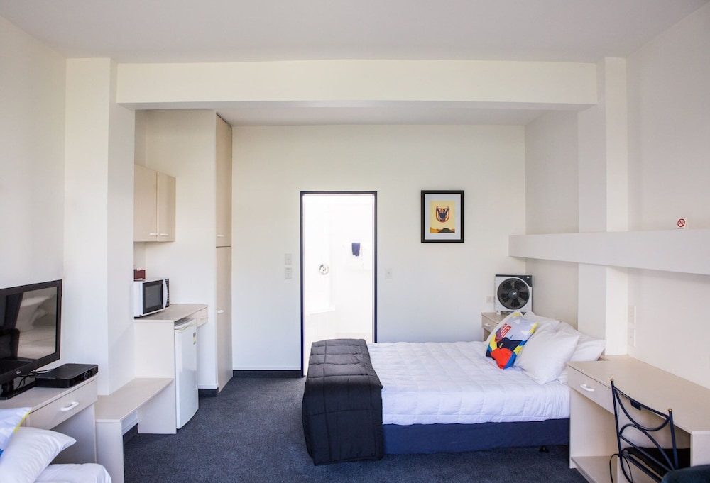 U Studios Paraparaumu, SureStay Collection by Best Western 28/46