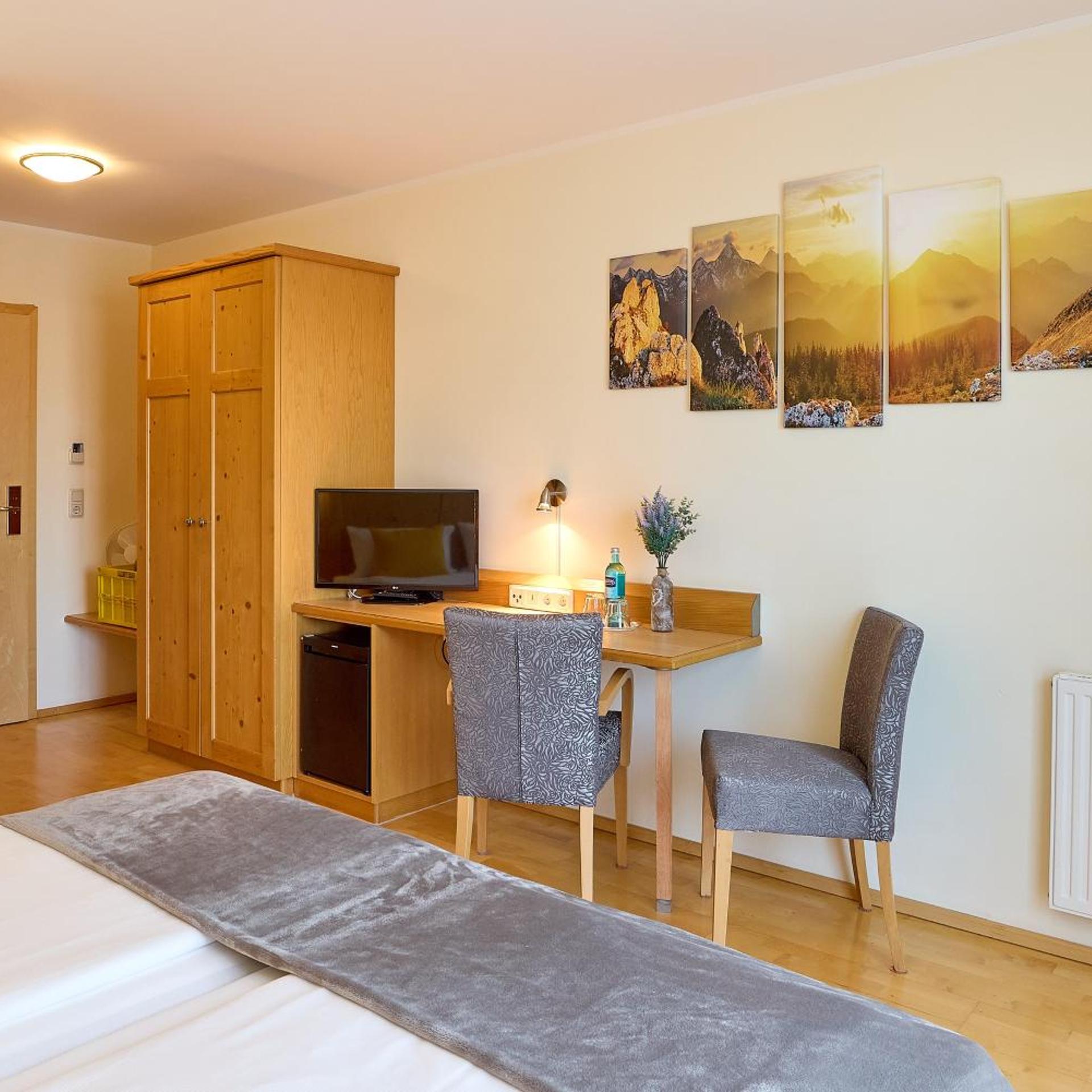 Airport-Hotel Fortuna 13/58