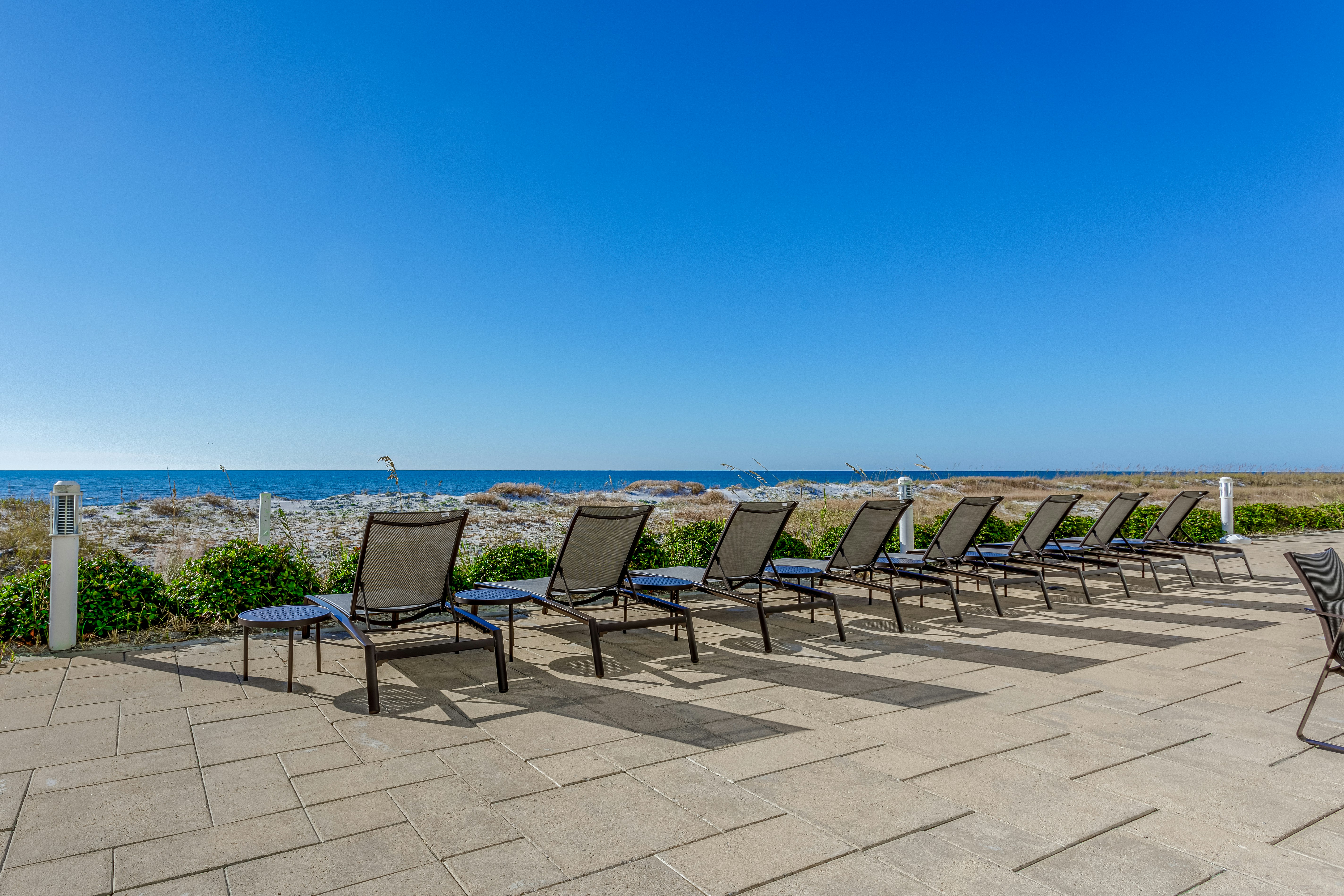 Holiday Inn Express Pensacola Beach 55/60