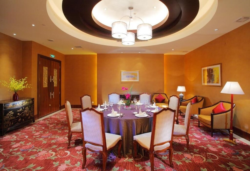 New Century Grand Hotel Shaoxing 25/47