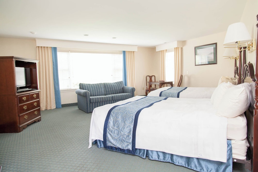Blue Rock Resort 17/70