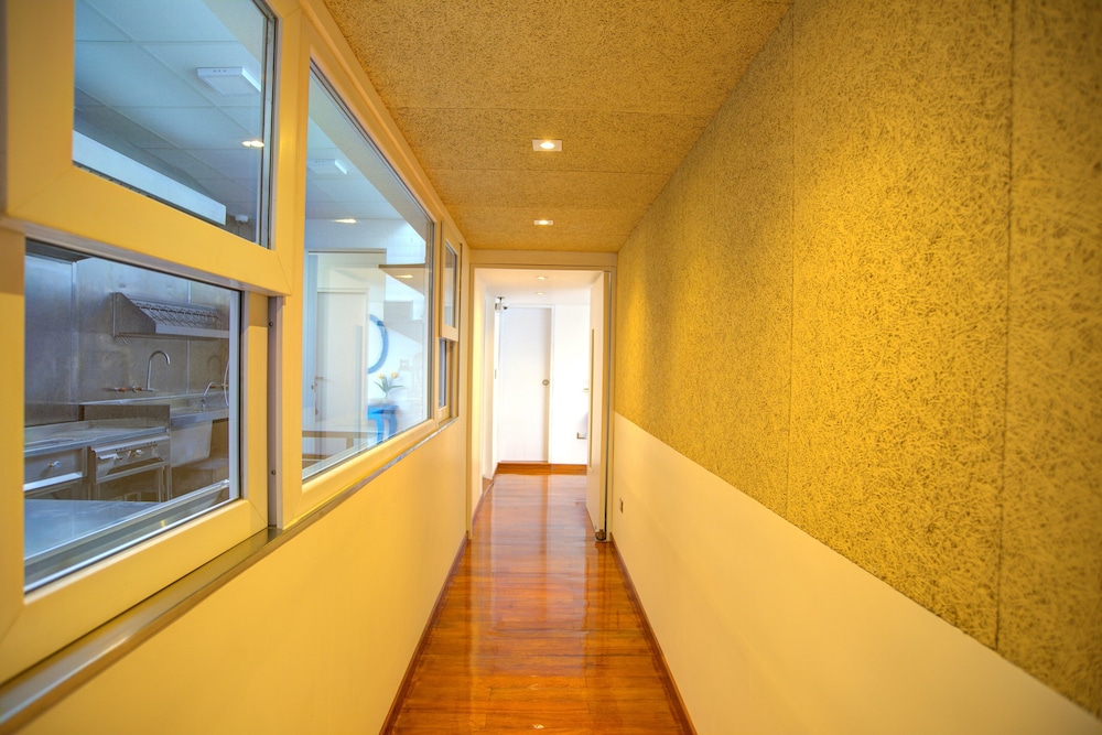 Mint Hotel 25/46