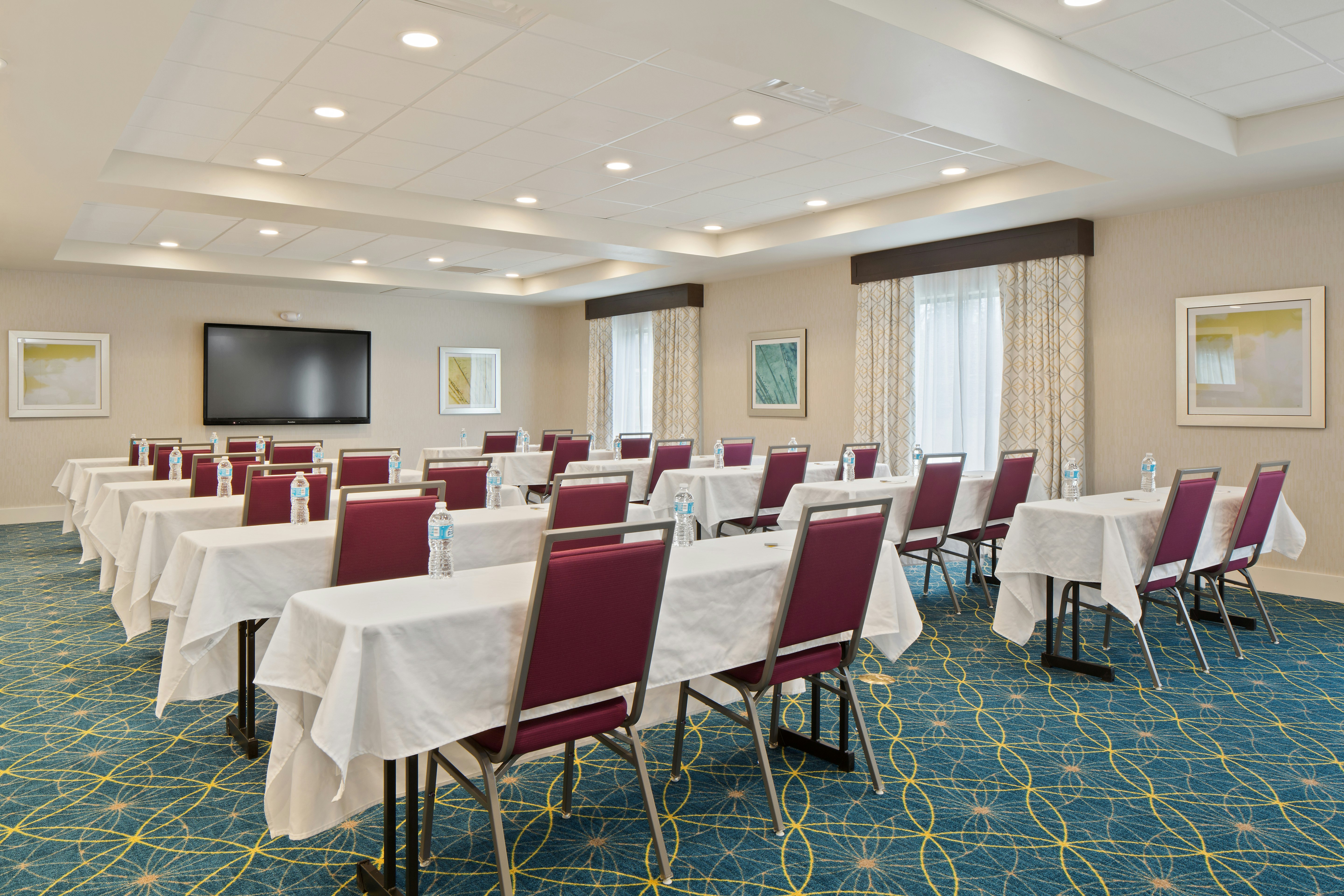 Hampton Inn & Suites-Seattle Woodinville WA 45/51