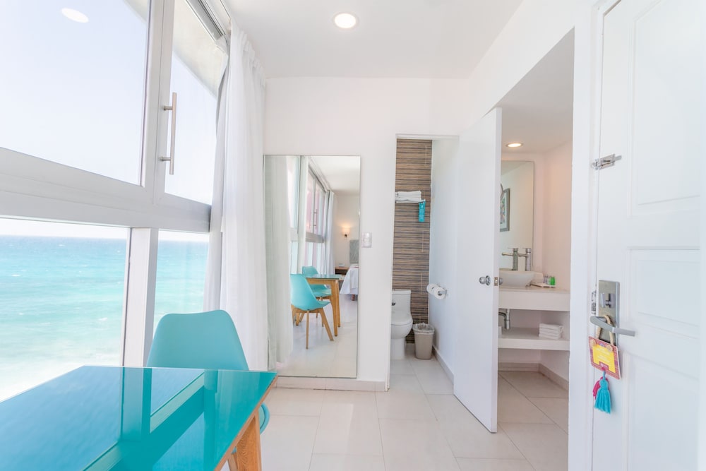 Mia Reef Isla Mujeres All Inclusive 38/66