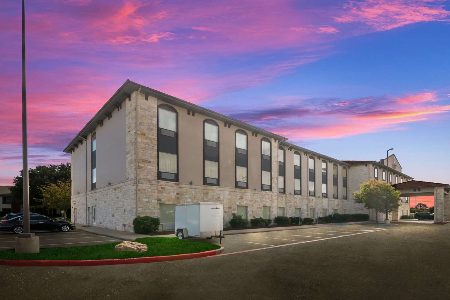 Comfort Suites Granbury 3/12