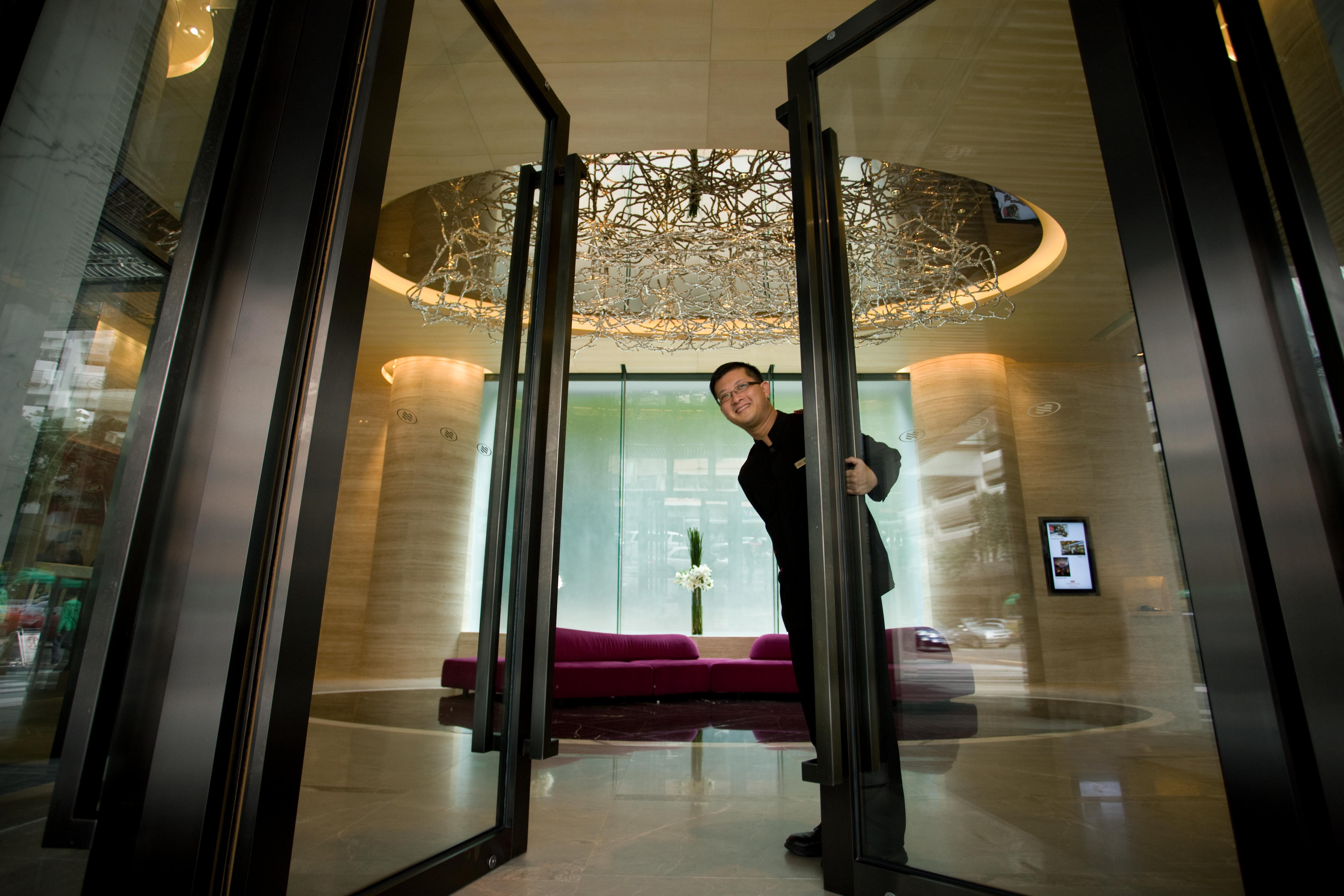 Crowne Plaza Hong Kong Causeway Bay Hotel 17/80