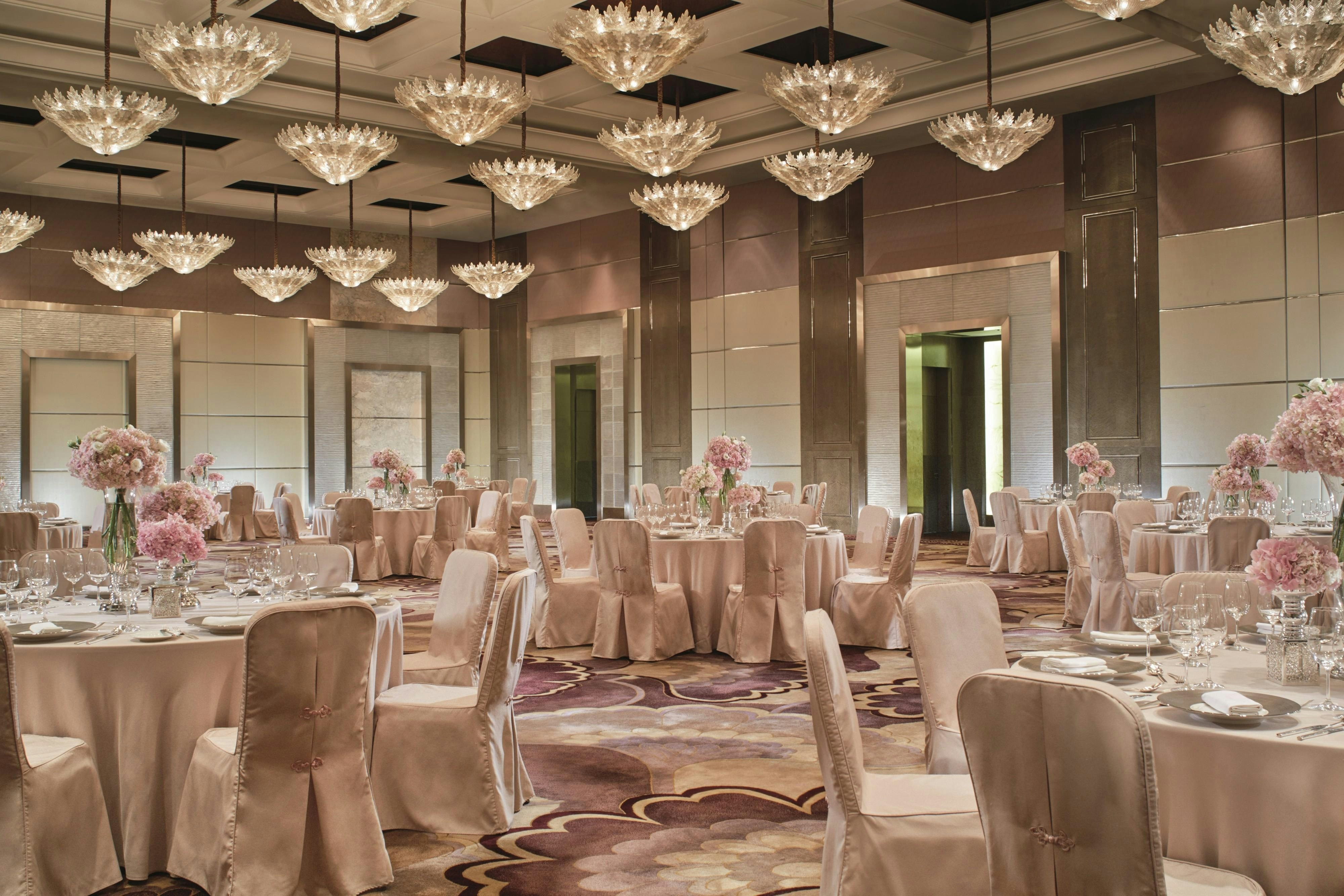 Ritz Carlton Financial Street 34/42