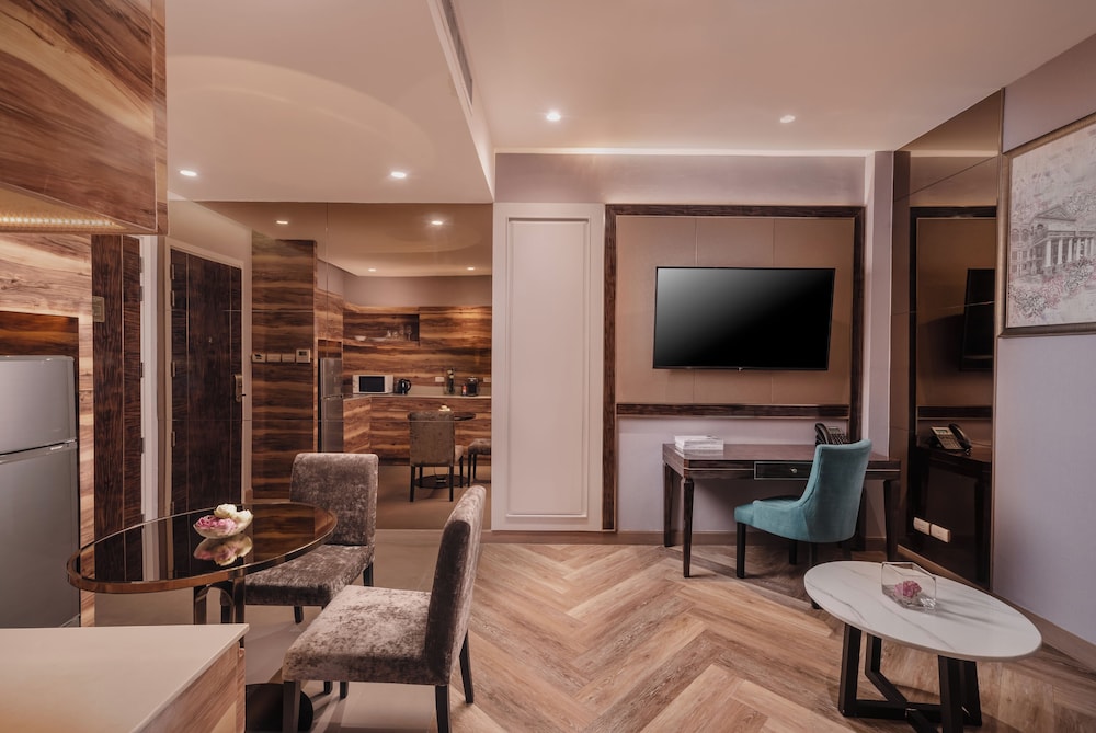 Aira Bkk Sukhumvit 11 By Kingston Hotels 40/50