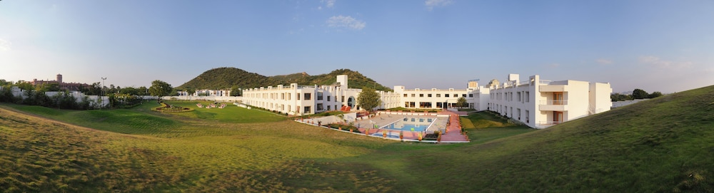 INDER RESIDENCY 49/58
