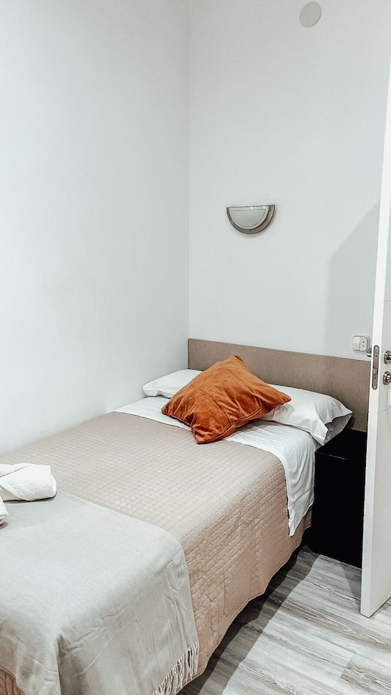 Hostal Ruta de Francia 15/50