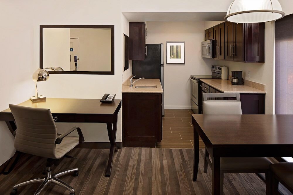 HYATT house Dallas/Addison 51/58