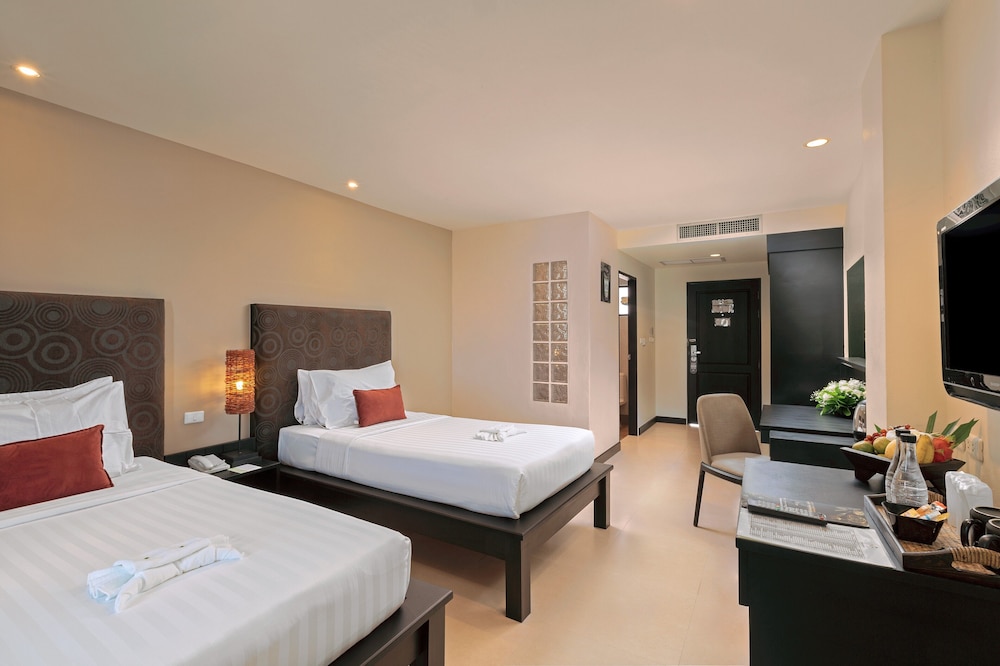 Baramee Resortel 11/57